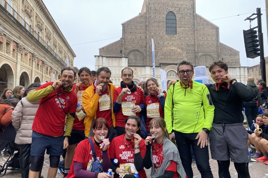 Quando la ricerca corre: il dott. Marco Montevecchi e il gruppo di professionisti della Clinica Odontoiatrica alla Bologna City Run
