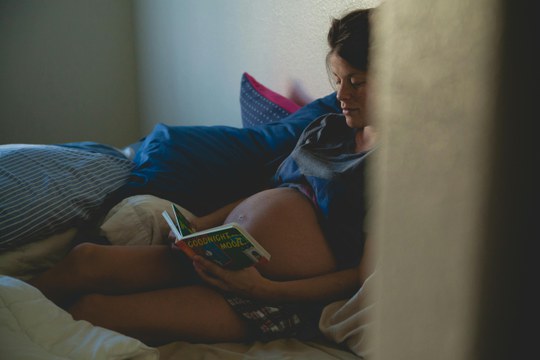 Una ricerca aiuterà le donne in gravidanza a dormire meglio.